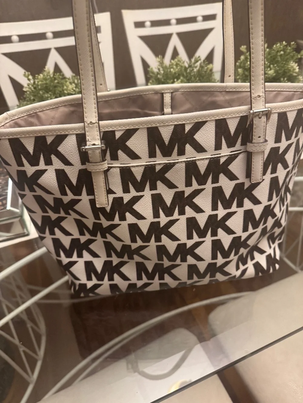 Michael Kors black and white bag
